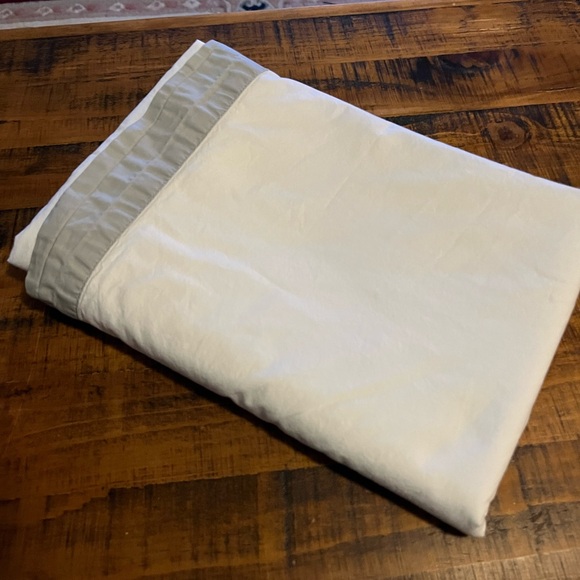 Pottery Barn Teen Twin size XL 100% Organic Cotton Flat sheet - Picture 5 of 15